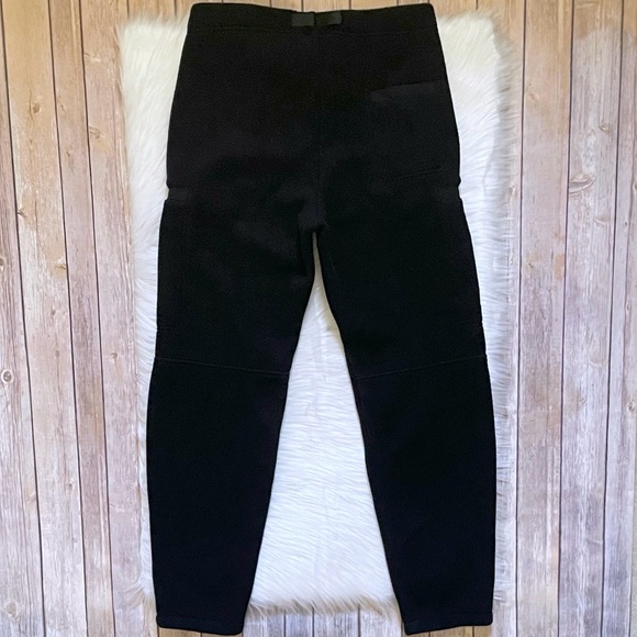 The North Face Men’s Alpine Polartec 200 Black Fleece Pants - Picture 5 of 8